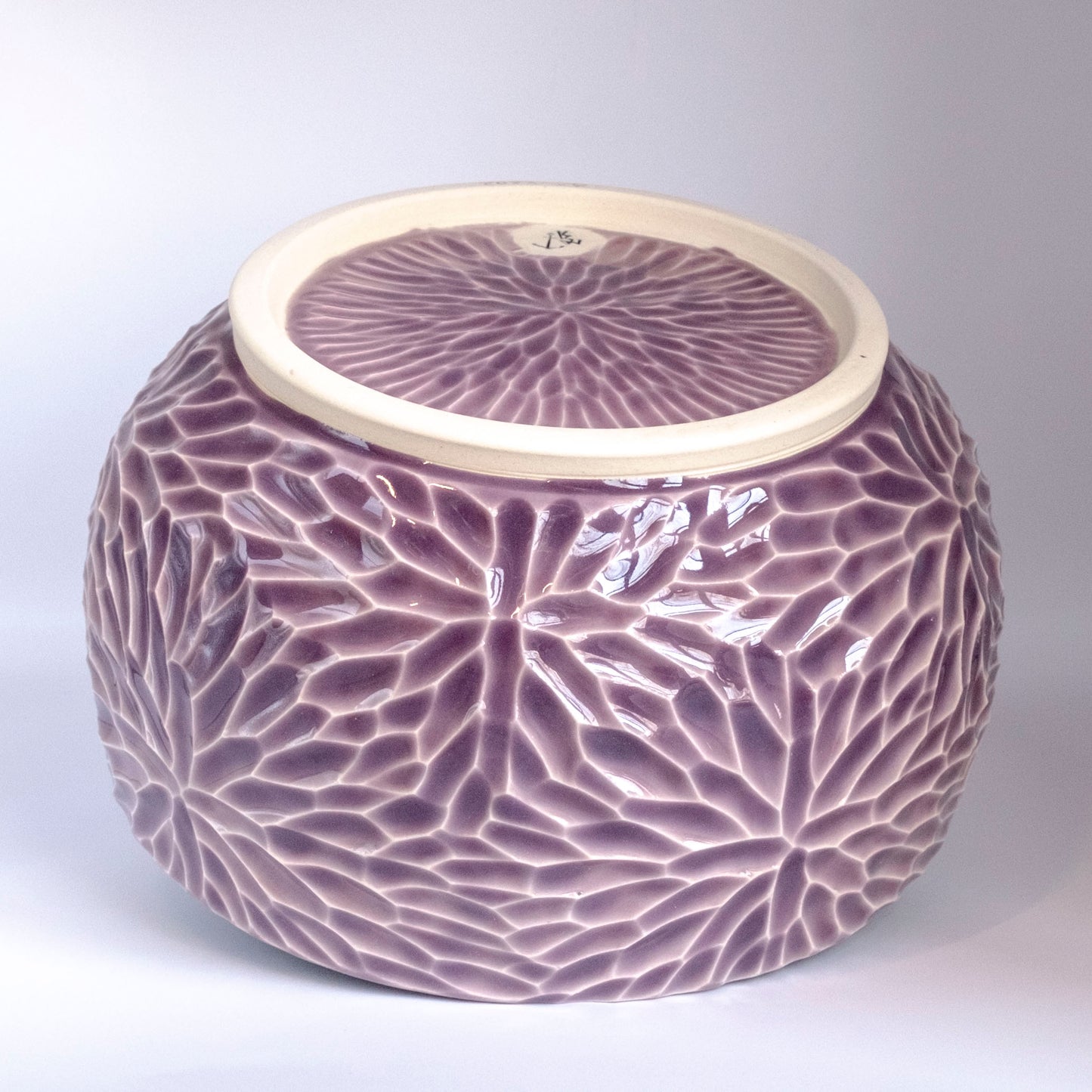 hand carved porcelain bowl, lavender celadon 2023-28
